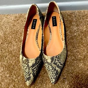 Aqua Able Snake Embossed flats